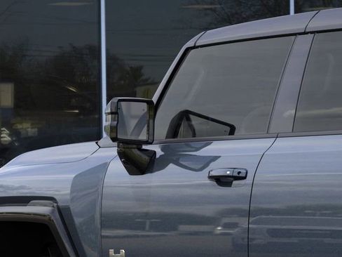 New 2025 GMC Hummer EV 2X image 12