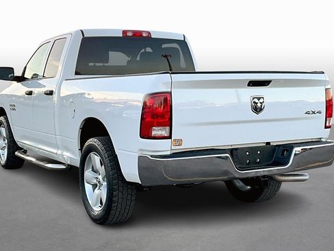 Used 2015 RAM 1500 Express image 11