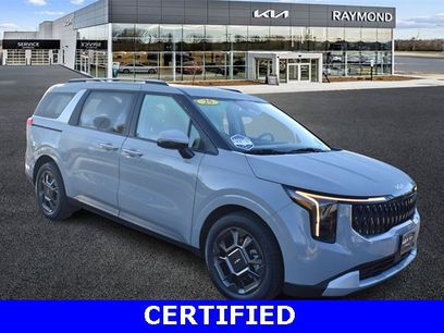 Certified 2025 Kia Carnival EX