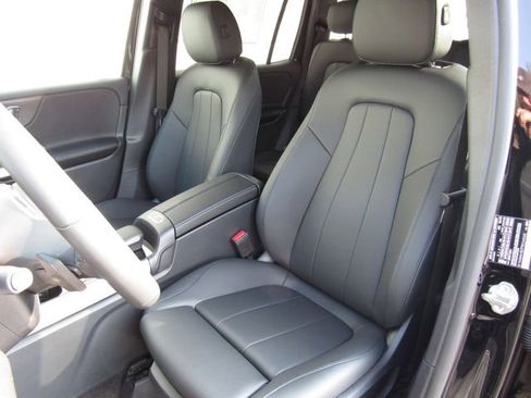 Certified 2023 Mercedes-Benz GLB 250 4MATIC image 11