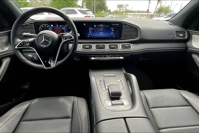 Certified 2024 Mercedes-Benz GLS 450 4MATIC image 7