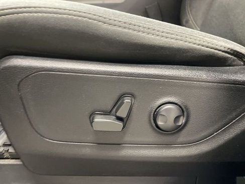 Used 2022 RAM 1500 Big Horn image 12