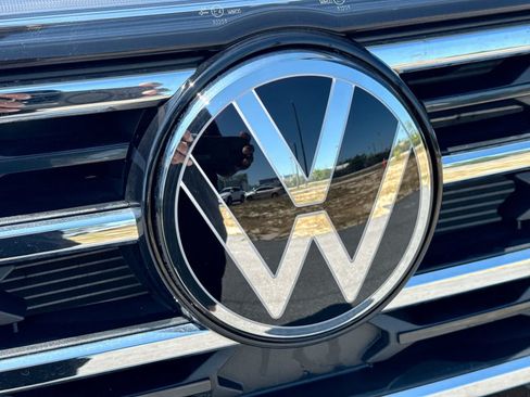 Certified 2026 Volkswagen Atlas SE FWD image 18
