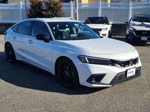 Used 2023 Honda Civic Sport image 8