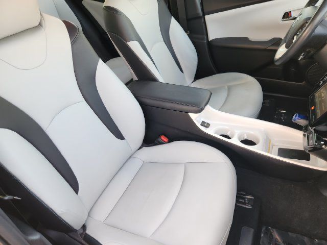 Used 2018 Toyota Prius Four w/ Advanced Technology Package FWD image 10