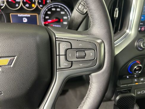 Used 2022 Chevrolet Silverado 1500 LT image 17