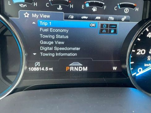 Used 2019 Ford F150 Lariat w/ Equipment Group 502A Luxury AWD/4WD image 9