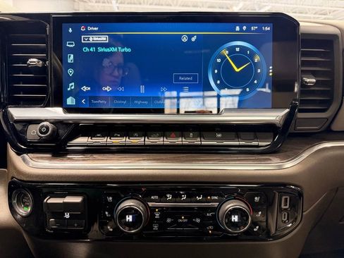 Used 2023 Chevrolet Silverado 1500 LTZ w/ LTZ Convenience Package II image 44