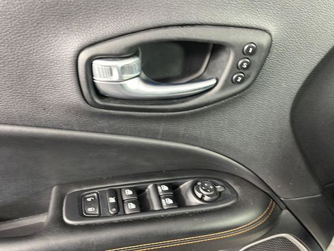 Used 2021 Jeep Compass Limited w/ Sun and Sound Group image 14