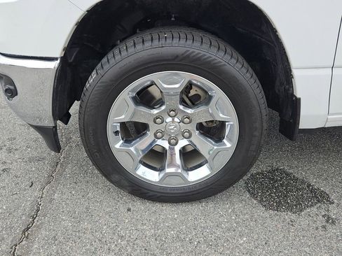 Used 2022 RAM 1500 Big Horn AWD/4WD image 9