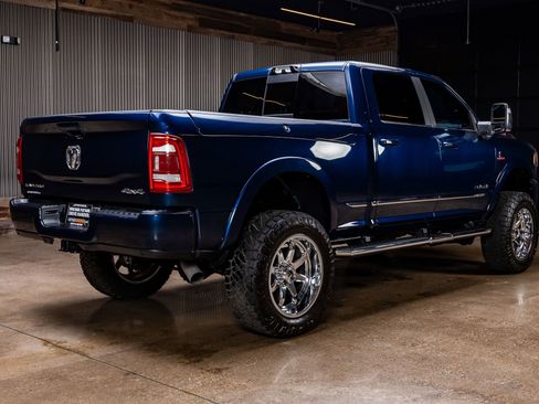 Used 2024 RAM 2500 Limited image 9