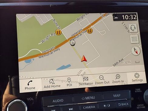 Used 2022 Nissan Titan PRO-4X w/ Pro-4x Convenience Package image 19