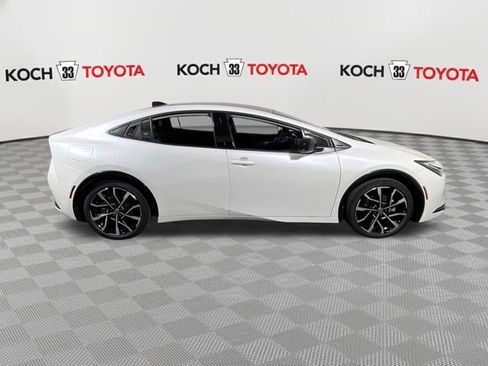 Certified 2024 Toyota Prius Prime XSE image 9