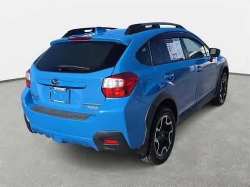 Used 2016 Subaru Crosstrek 2.0i Premium image 5