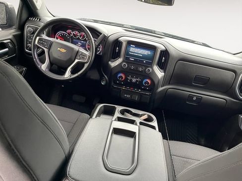 Used 2021 Chevrolet Silverado 1500 LT AWD/4WD image 10