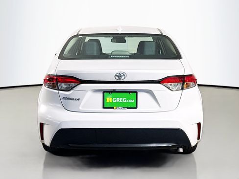 Used 2025 Toyota Corolla LE w/ Convenience Package FWD image 8