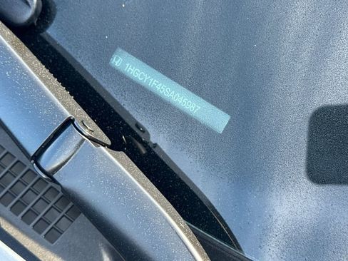 Certified 2025 Honda Accord SE image 8
