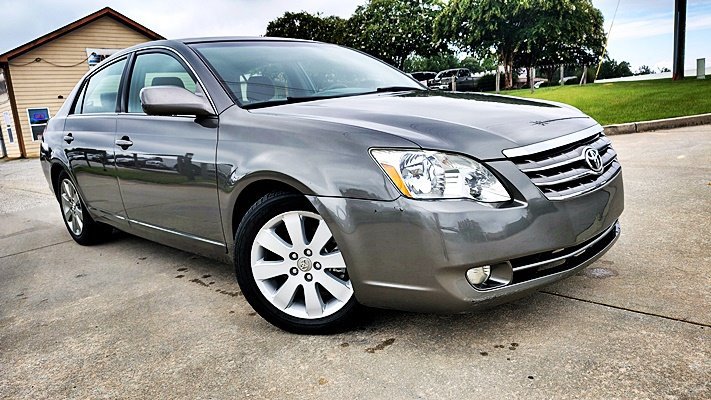Used 2006 Toyota Avalon Touring FWD image 2