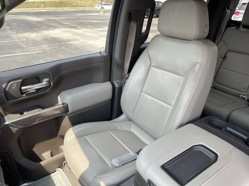 Used 2019 Chevrolet Silverado 1500 LTZ w/ LTZ Convenience Package AWD/4WD image 24