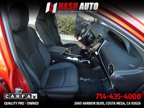 Used 2017 Toyota Prius Three w/ Carpet Mat Package FWD image 28