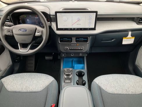New 2026 Ford Maverick XLT w/ XLT Luxury Package FWD image 26