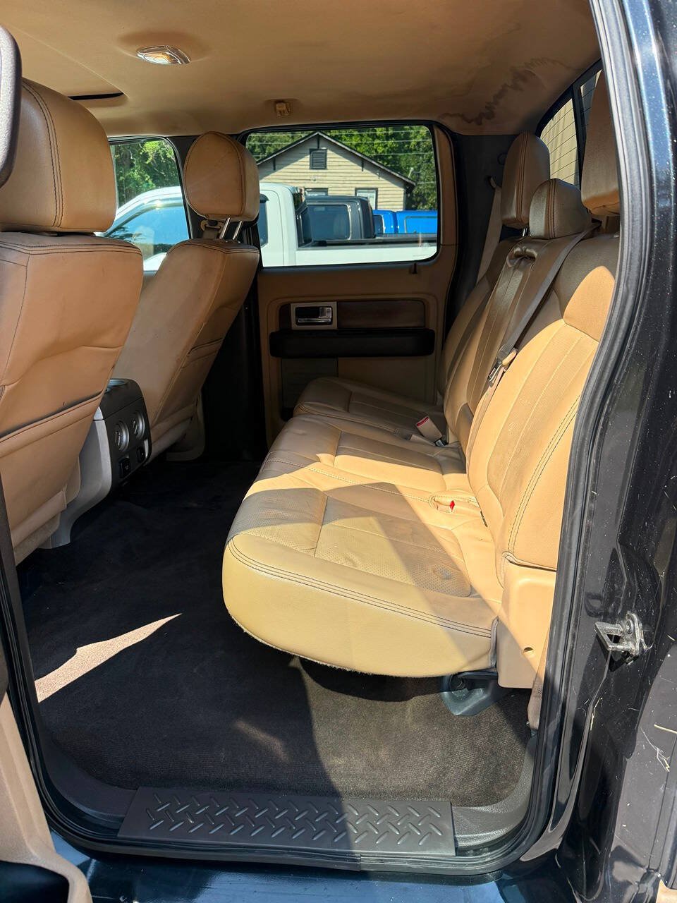 Used 2013 Ford F150 Lariat w/ Luxury Equipment Group RWD image 10