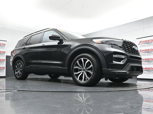 Used 2023 Ford Explorer ST AWD/4WD image 36