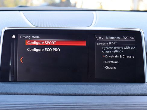 Used 2018 BMW X5 xDrive40e image 37