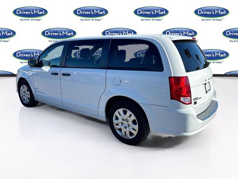 Used 2019 Dodge Grand Caravan SE image 6