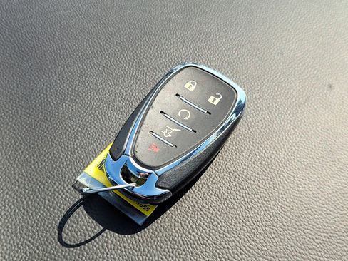 Used 2021 Chevrolet Traverse Premier AWD/4WD image 11
