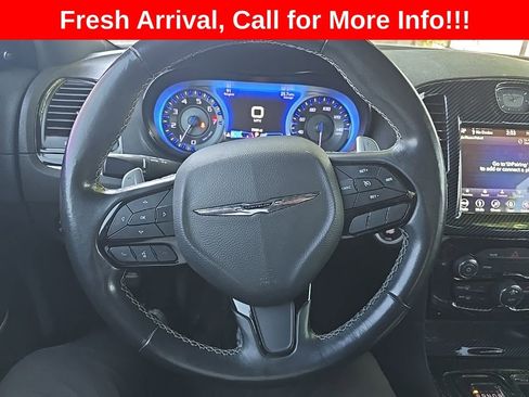 Used 2019 Chrysler 300 S RWD image 4