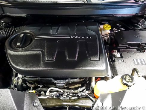 Used 2021 Jeep Cherokee Limited AWD/4WD image 30