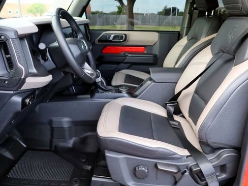 Used 2024 Ford Bronco Big Bend image 25