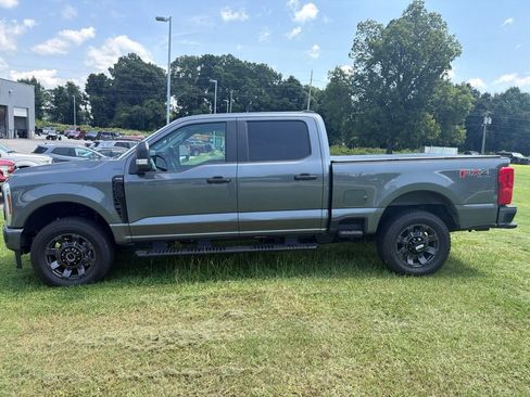 Used 2026 Ford F250 XL w/ STX Appearance Package AWD/4WD image 2