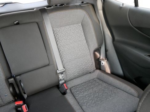 Used 2023 Chevrolet Equinox LT AWD/4WD image 14