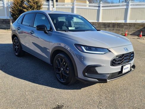 Used 2023 Honda HR-V Sport image 6