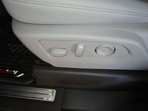 New 2026 Chevrolet Silverado 1500 LTZ image 29