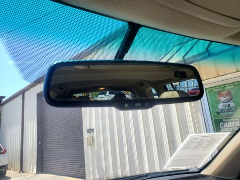 Used 2011 Toyota Highlander Limited w/ Tow Pkg FWD image 49