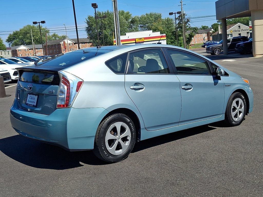 Used 2013 Toyota Prius Two FWD image 8