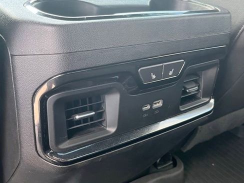 Used 2022 GMC Sierra 1500 AT4 w/ AT4 Preferred Package AWD/4WD image 22