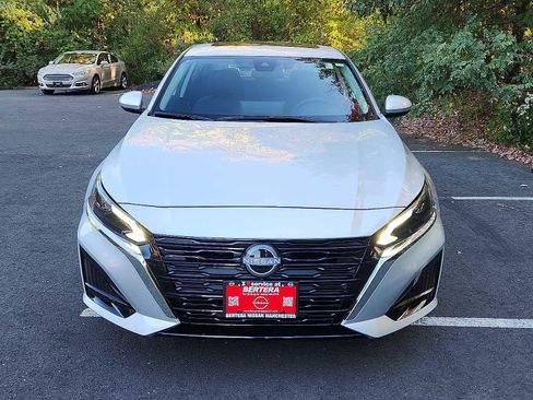 New 2025 Nissan Altima 2.5 SV w/ SV Premium Package image 2