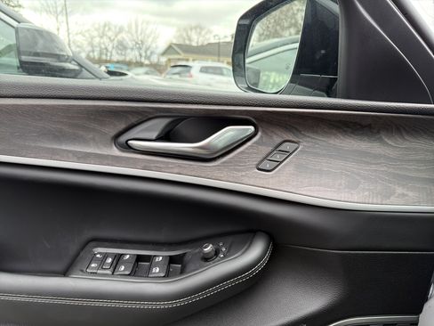 New 2026 Jeep Grand Cherokee L Limited AWD/4WD image 14