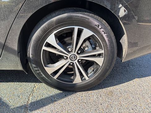 Used 2022 Nissan Sentra SV FWD image 24