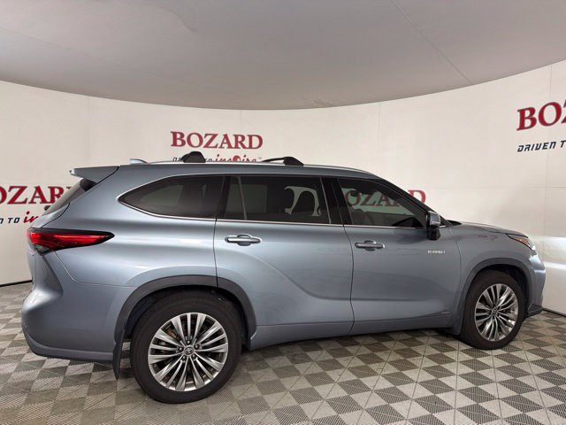 Used 2021 Toyota Highlander Platinum AWD/4WD image 19