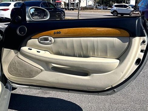 Used 2005 Lexus SC 430 Convertible image 29