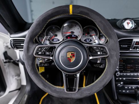 Used 2012 Porsche 911 4 Coupe AWD/4WD image 61