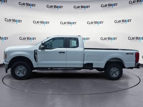 Used 2024 Ford F250 XL w/ XL Chrome Package AWD/4WD image 2