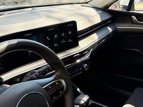 Used 2025 Kia K5 LXS image 31