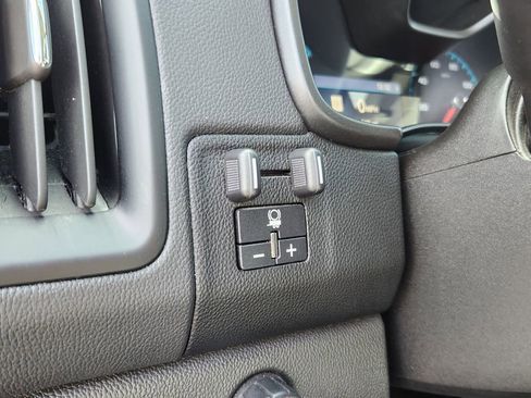 Used 2020 Chevrolet Colorado ZR2 image 22