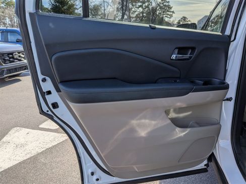 Used 2020 Honda Pilot Elite image 28